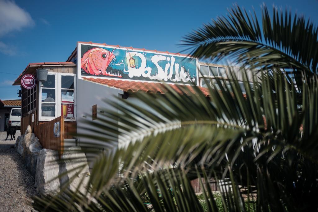 Da Silva Surfcamp Hostel Areia Branca Exterior foto